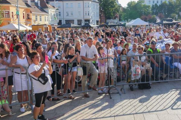 magyarok-vilagszepe-finale-gyorben-fotok-rakoczy-adam-kisalfold-hu-3B836D136-7963-686C-6C63-0D4E4A0B20EE.jpg