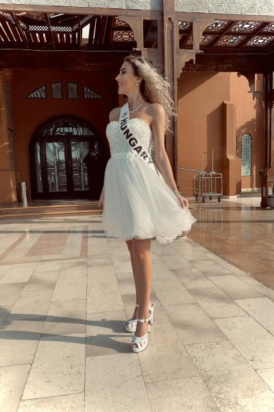 top-model-of-the-world-hungary-2022-palocz-lena-0821A5EB40-D3E0-CE2C-87CA-0F79E20E7800.jpg