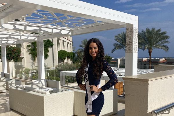 0235AB7267-7B8C-BA42-0A51-371876BEF217.jpg