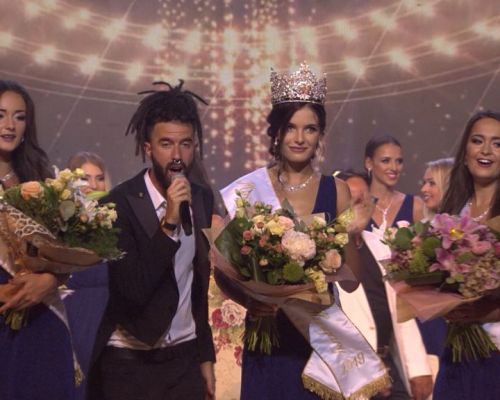 magyarok-vilagszepe-szepsegverseny-finale-szeg-03-20190901-fem3-00-08-38-18-still013635AA104-98F7-1034-DDA0-0D27EC87D4C9.jpg