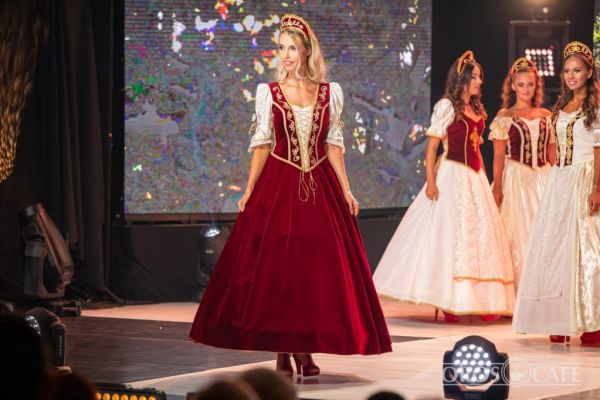 magyarok-vilagszepe-finale-nyito-29F816CB5-42EC-8A30-D9A0-100334F20C60.jpg