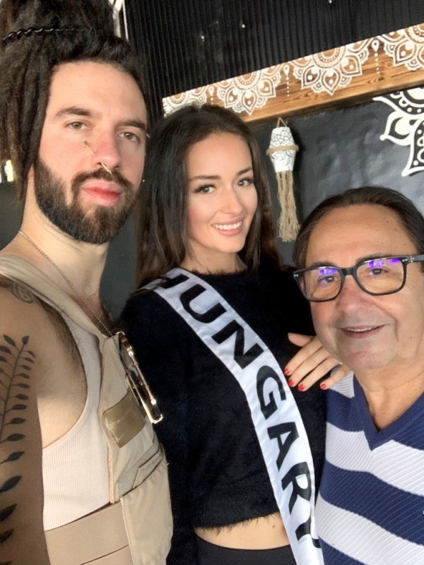 Balról Varga Viktor Vascsák Kitti és Fásy Ádám
